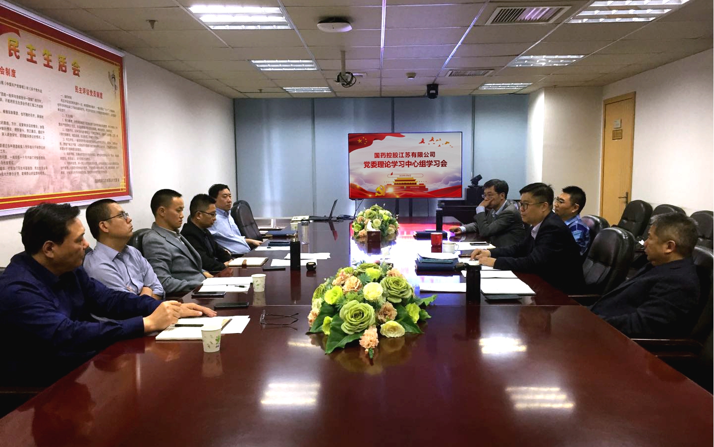 图片.jpg 图片.jpg